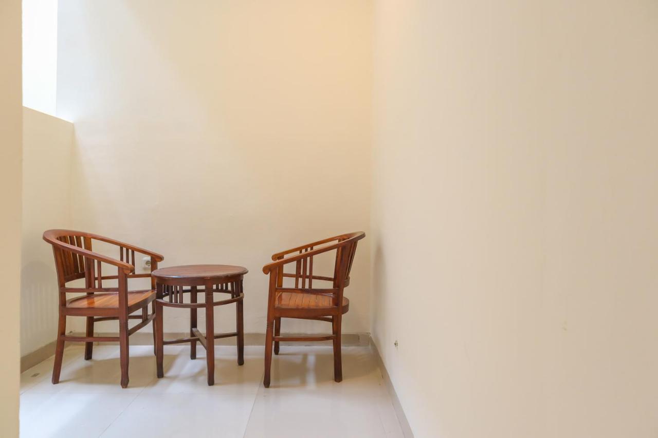 Oyo 2768 Oq Residence Jakarta Eksteriør bilde